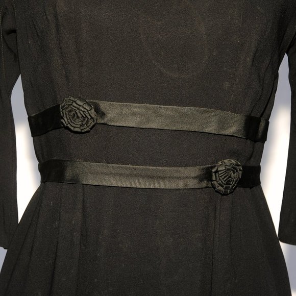 Vintage 50's 60's Black Crepe Cocktail Party Dress Ribbon Rosettes SM by Pavelle - Picture 3 of 10